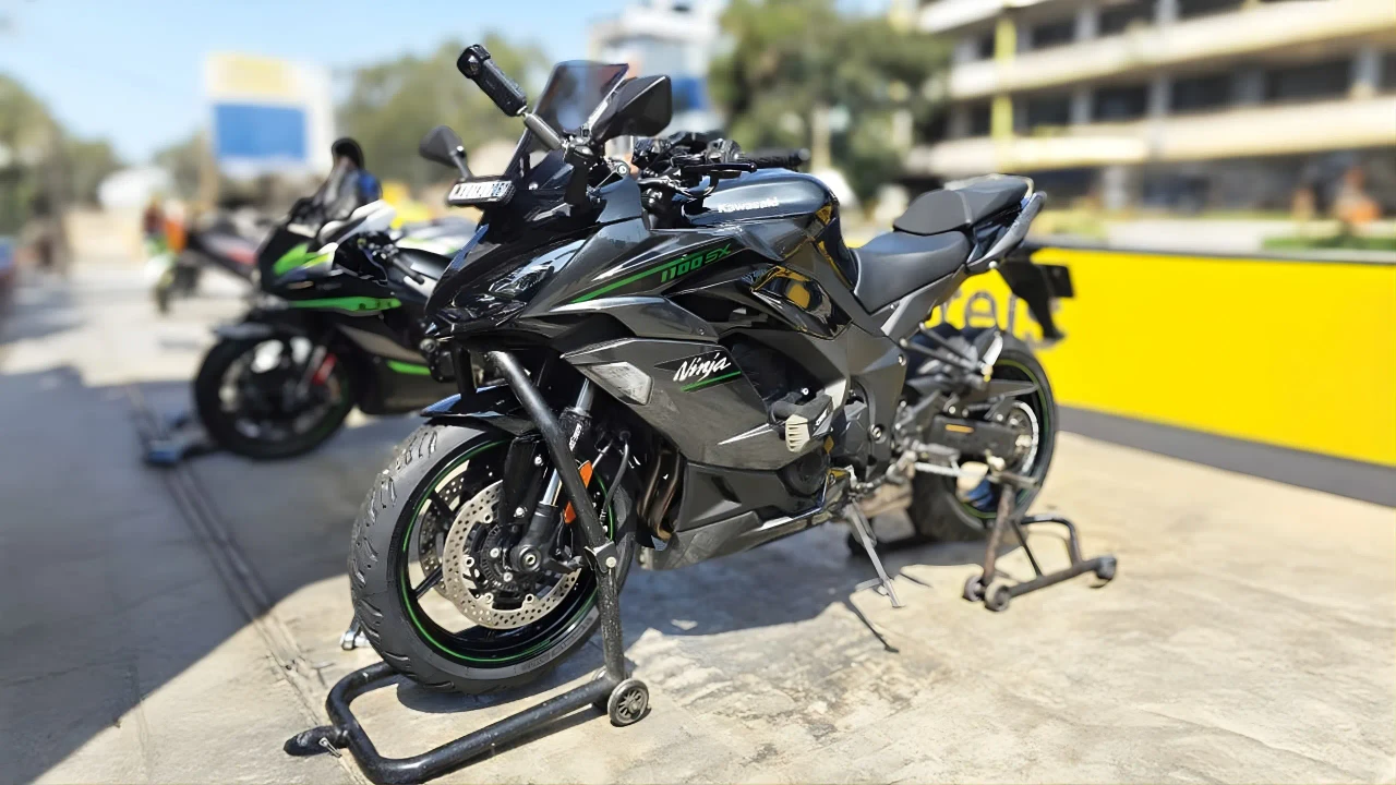 Kawasaki Ninja 1100SX