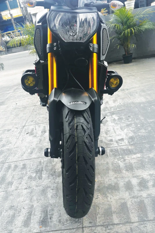 Yamaha MT-09 fitted with premium performance tyres fitment 1