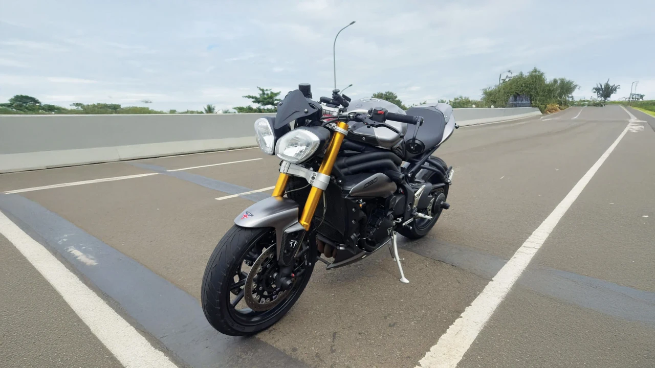 Triumph Speed Triple 1200 RS