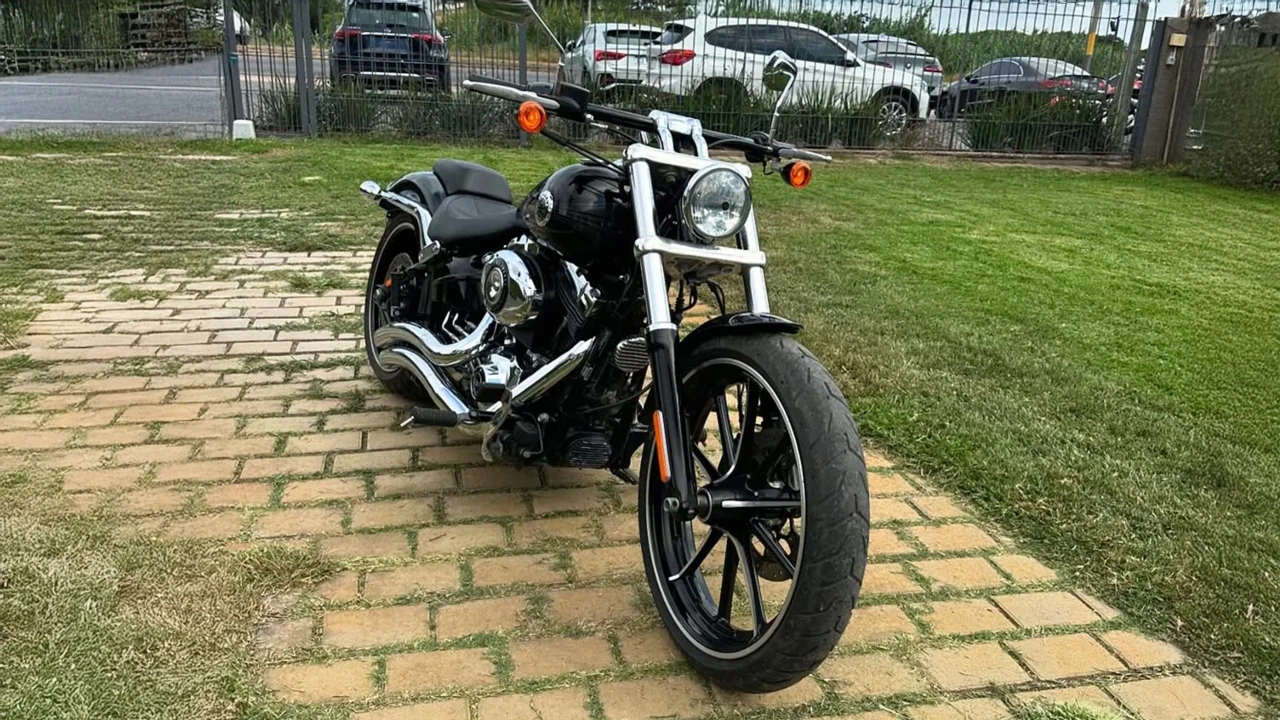 Harley-Davidson Breakout