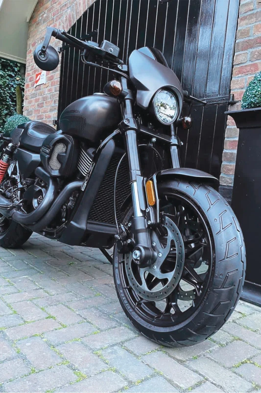 Front tyre of Harley-Davidson Street Rod fitment 2